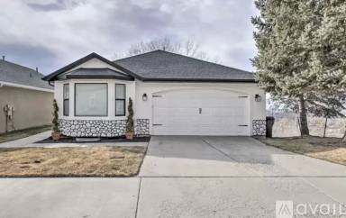 Main picture of 694 S Slate Canyon Dr