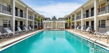 Main picture of 5221 Bayshore Blvd