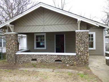 Main picture of 450 Valley Rd