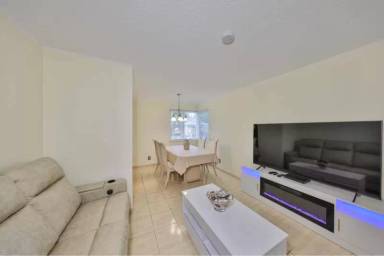 Main picture of 525 9th Ave N