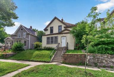 Main picture of 754 5th St E