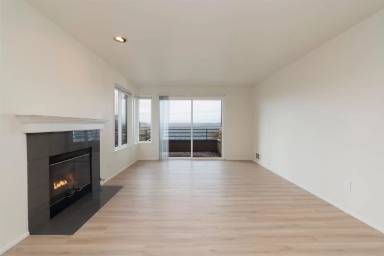 Main picture of 4208 Beach Dr SW