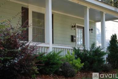 Main picture of 355 N Ashe St