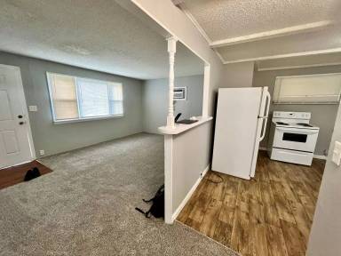 Main picture of 4433 N Tracy Ave