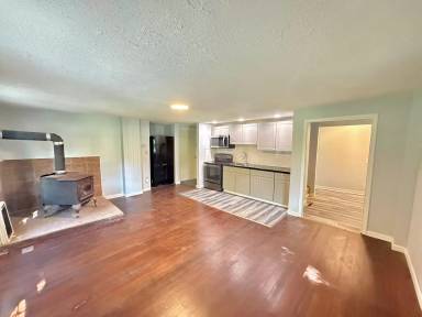 Main picture of 3838 Dewey Rd