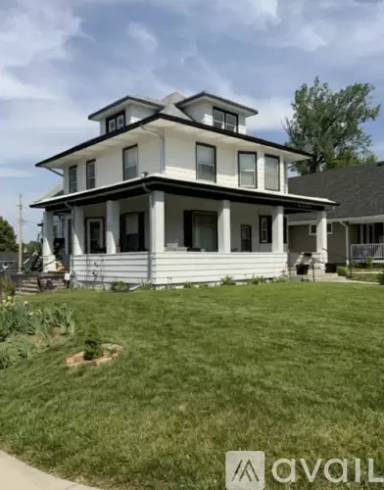 Main picture of 2354 S 34th St