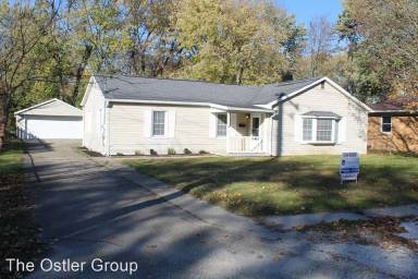 Main picture of 638 Tucker Ave