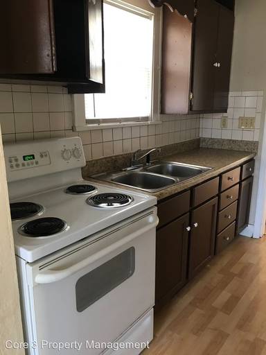 Main picture of 3604 N Sterling Ave