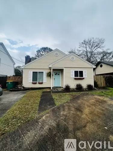 Main picture of 617 Lloyd St