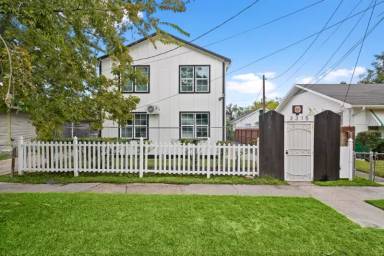 Main picture of 3315 Reeves St