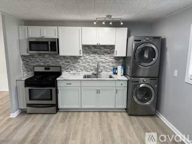 Main picture of 3830 Arquette Dr