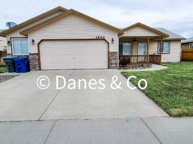 Main picture of 1540 Peregrine Dr