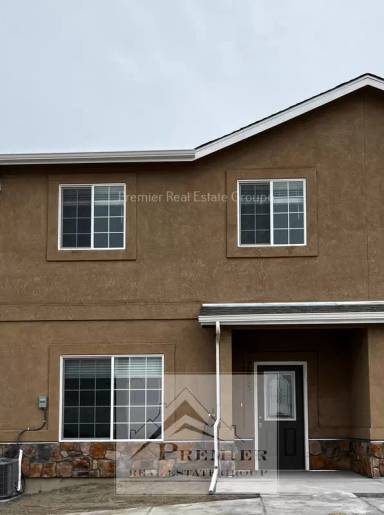 Main picture of 7853 Sand Lake Hts