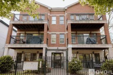 Main picture of 6526 S Kimbark Ave
