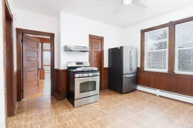 Main picture of 317 Branch Ave