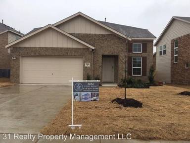 Main picture of 5060 Royal Springs Dr