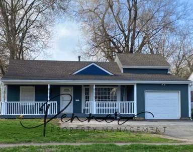 Main picture of 207 W North Ave