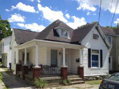 Main picture of 424A Woodland Ave