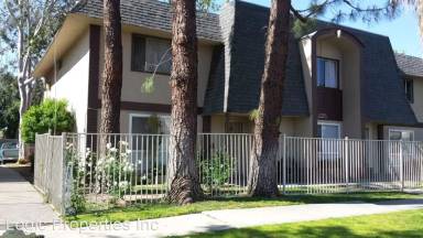 Main picture of 225 E Jackson St