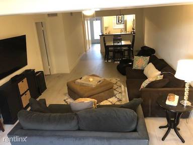 Main picture of 2820 SW 22nd Ave