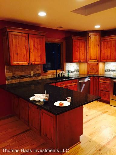 Main picture of N71W31012 Lower Club Cir W