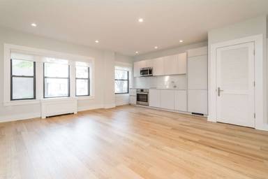 Main picture of 123 Highland Ave