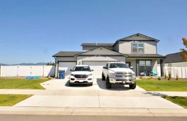 Main picture of 5101 E Aquila Ave