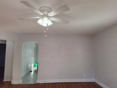 Main picture of 403 Lincoln Dr