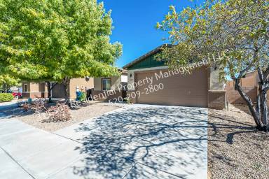 Main picture of 17121 S Mesa Shadows Dr