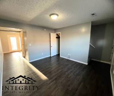 Main picture of 23113 Triple Ln