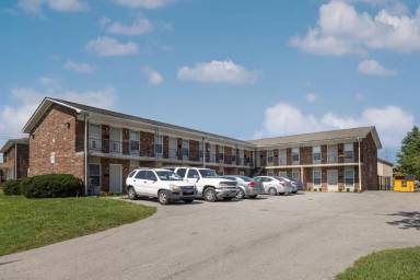 Main picture of 4806 Saddlebrook Ln