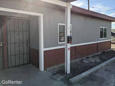 Main picture of Broadway Palms Apartments