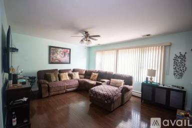 Main picture of 14324 Fairview Ln