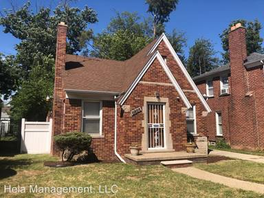 Main picture of 8626 W 7 Mile Rd