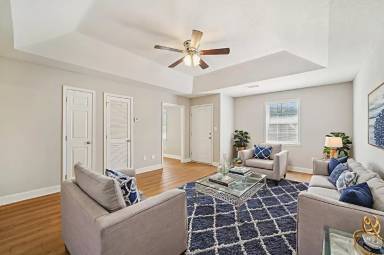 Main picture of Sun Valley Apartments