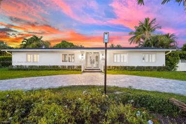 Main picture of 10005 SW 79th Ave