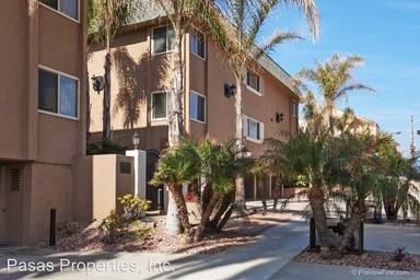 Main picture of 5075 Narragansett Ave