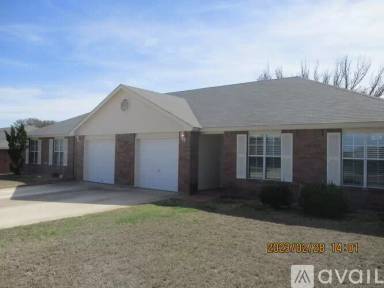 Main picture of 165 Armadillo Ln