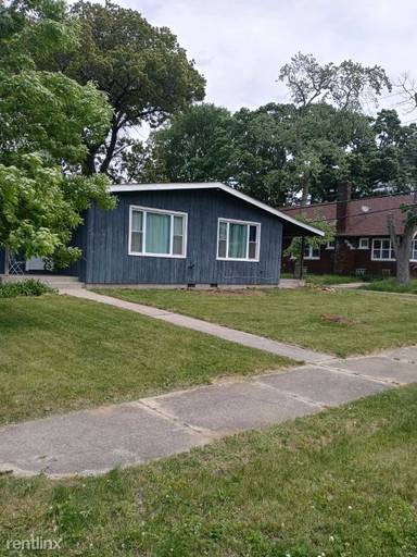 Main picture of 219 Fernwood St