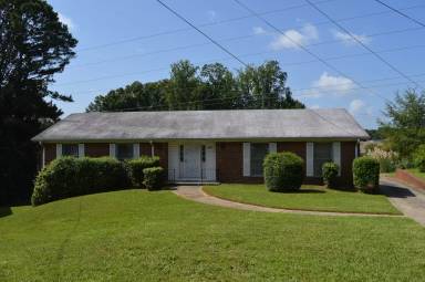 Main picture of 2467 McAlpin Ter