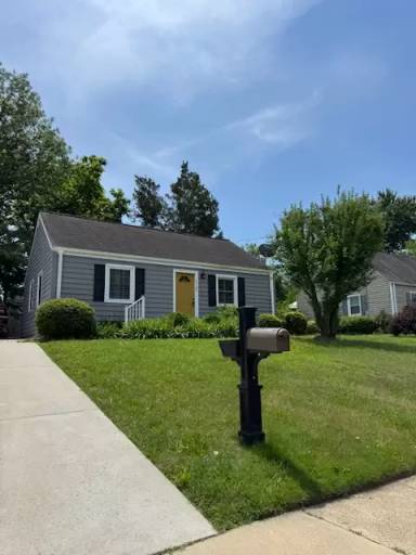 Main picture of 3107 Elmwood Dr