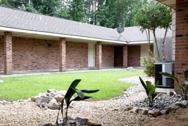 Main picture of 5 Lurline Dr