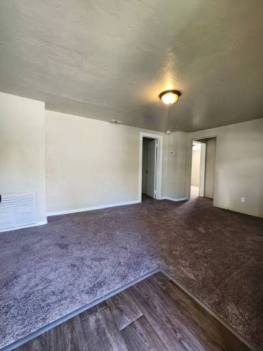 Main picture of 635 Ranney Ave