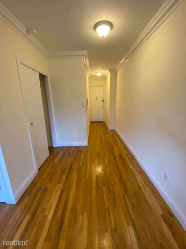Main picture of 146 W 79th St