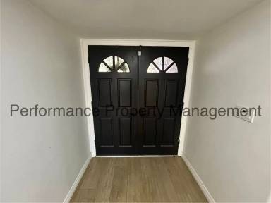 Main picture of 7501 Lucille Ave
