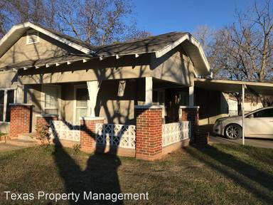Main picture of 207 College St