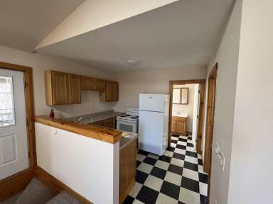 Main picture of 47 South St