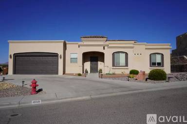 Main picture of 1028 Calle Contendo