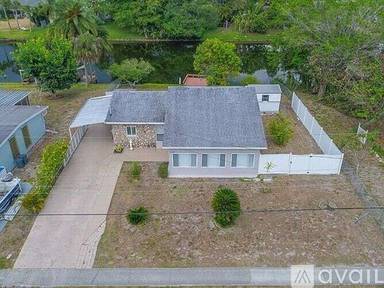 Main picture of 3348 Easy St