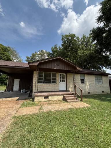 Main picture of 433 Fleming Dr